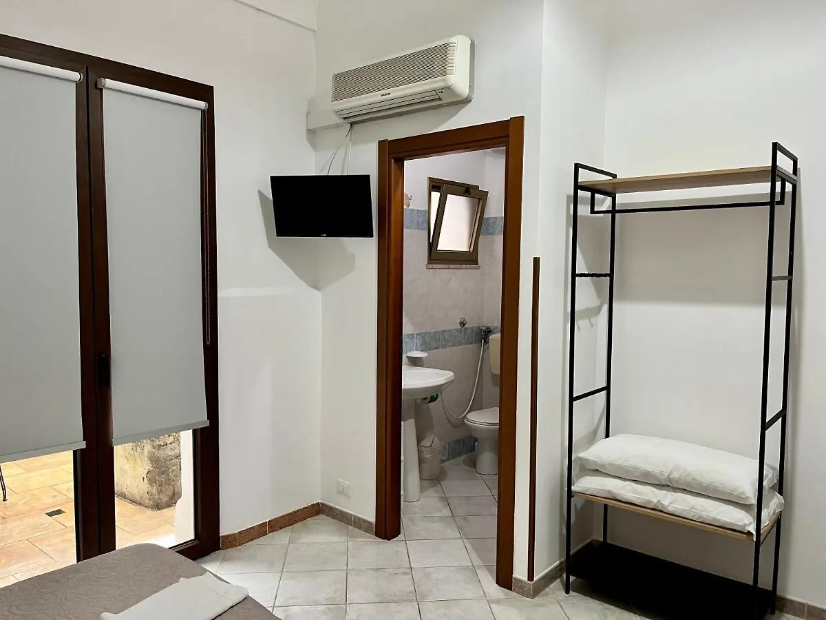 La Pergola B&B Custonaci 3*,
