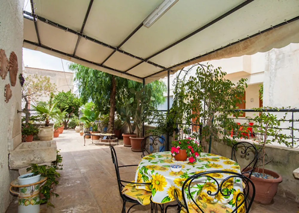 La Pergola B&B Custonaci 3*,  Italy