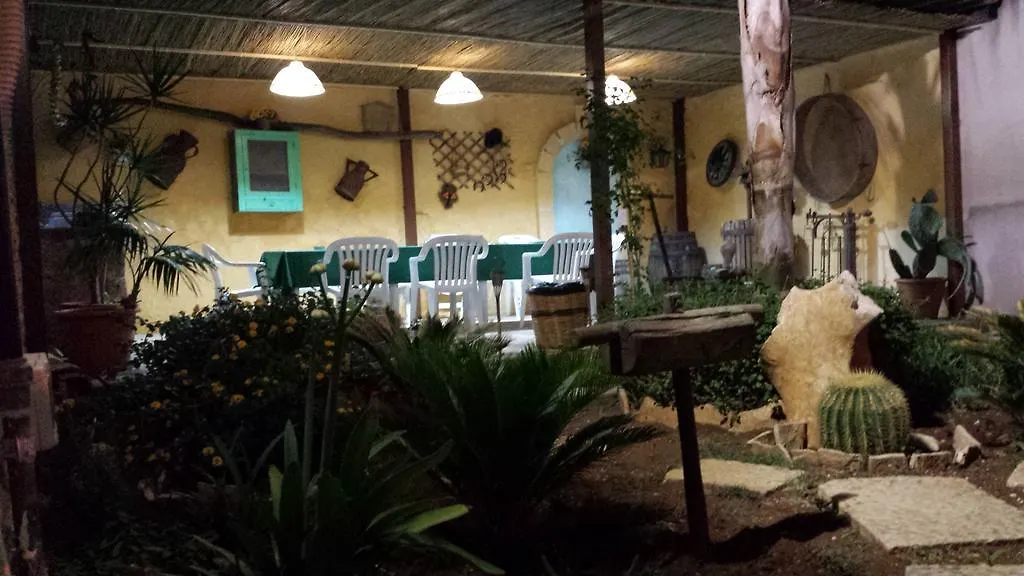 Bed & Breakfast La Pergola B&B Custonaci